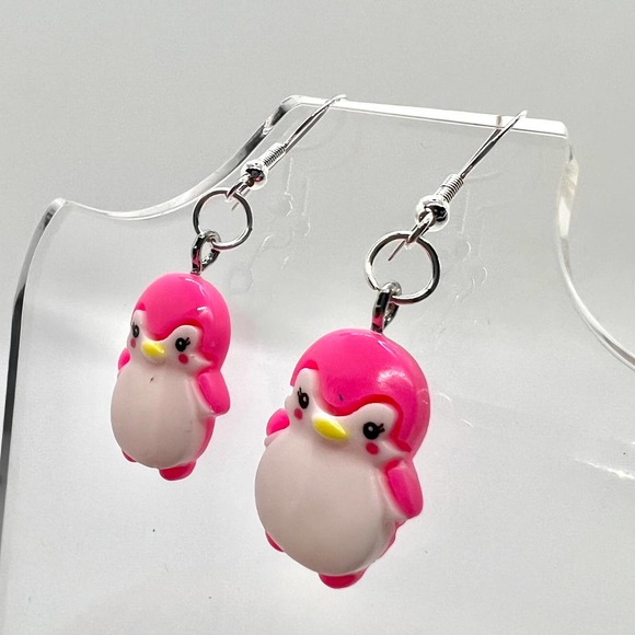Penguin Earrings - Pink Baby Penguins - Baby Shower Earrings - Zoo Earrings - Picture 5 of 9